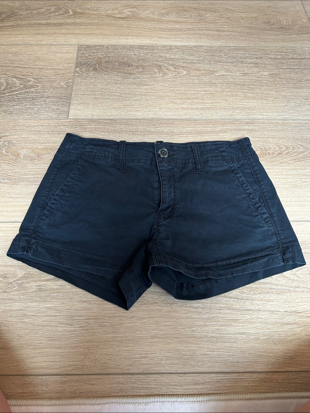 American Eagle Women's Black Shorts